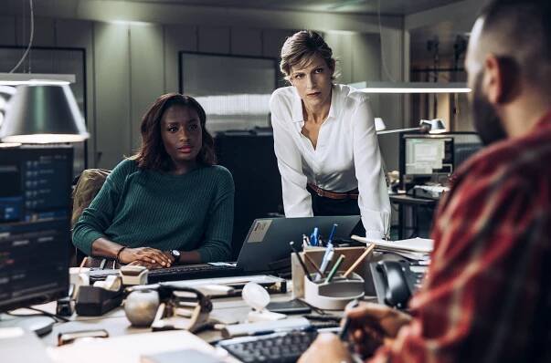 Crossroads - Star of the Sea - Z filmu - Mariama Gueye, Alexia Barlier