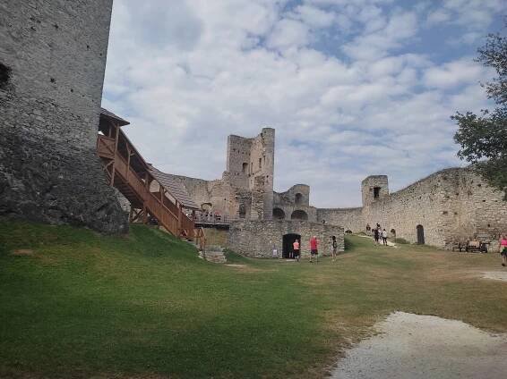 Výlet na hrad Rabí - Rodinné výlety