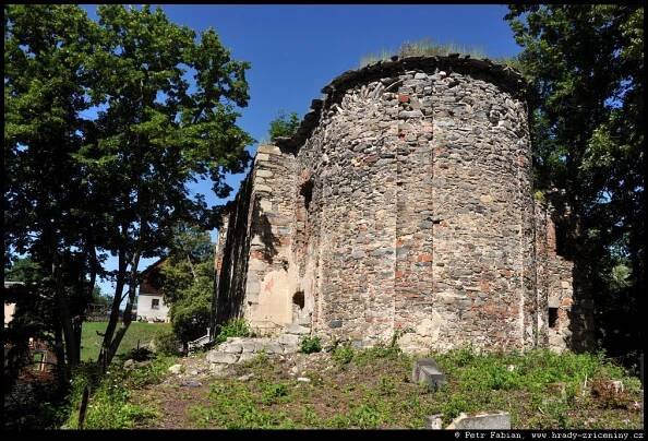 Bílý Kostelec – kostel sv. Havla – fotografie / hrady-zriceniny.cz