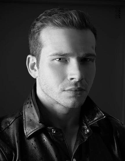 Oliver Stark
