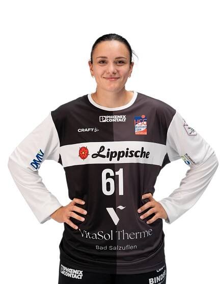 Nicole Roth