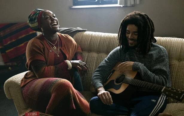 Lashana Lynch and Kingsley Ben-Adir in 'Bob Marley: One Love'