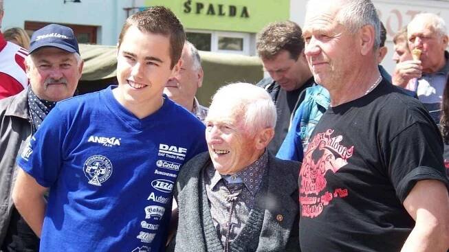 SMUTNÁ ZPRÁVA: zemřel rakovnický motocyklový závodník Josef Vejvoda