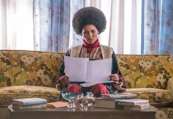 Good Girls Revolt - The Year-Ender - Z filmu