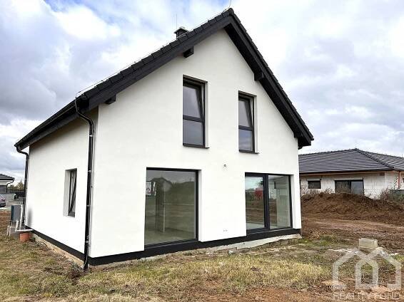 Prodej Dům, Zaříčanská, Praha 9 - Újezd nad Lesy