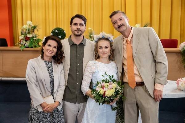 Viki Ráková, Tomáš Majláth, Kristína Barancová, Andy Kraus - Susedia - Bude svadba? - Promo