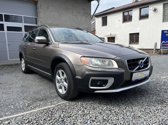 Volvo XC70 2,4 D5 151Kw AWD,ČR, KŮŽE, AUT