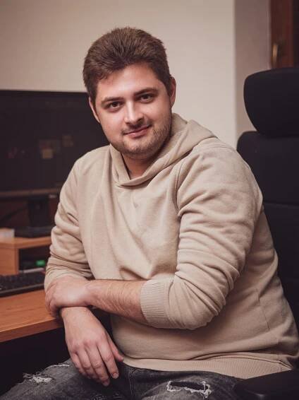 Kontakty | MONT-KOVO Jedničky v montovaných halách 