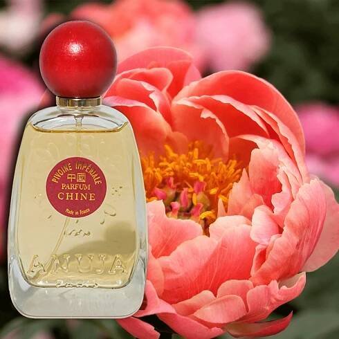 IMPERIAL PEONY: Přírodní parfém vyrobený ve Francii