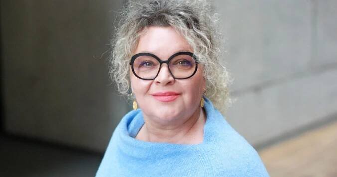 I s šedinami se dá pracovat. Aby vypadaly líp a zářivěji, míní kadeřnice prvních dam Petra Vavrušková
