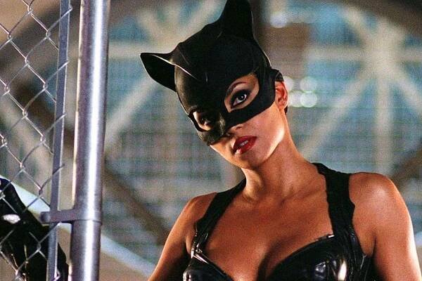 Video: Catwoman: trailer