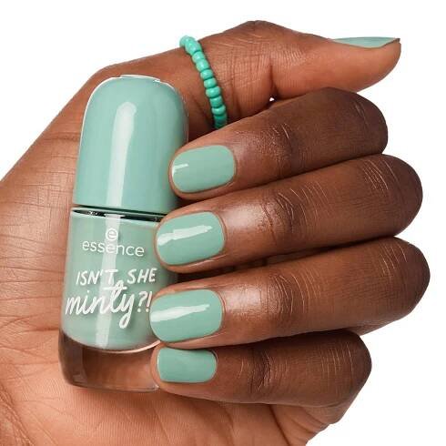 lak na nehty gel nail colour