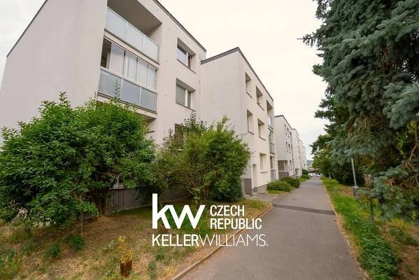 Prodej bytu 2+1/2L, 70 m2 - Praha - Zbraslav - Keller Williams