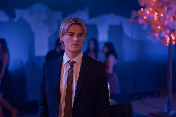 'My Life With The Walter Boys' Star Noah LaLonde Talks Season 2