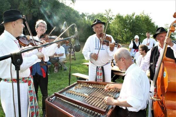 Burčáci slaví půlkulatiny, radost rozdávají už 55 let