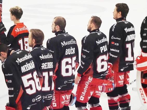 Extraliga zná prvního finalistu. Pardubice zatím ztratily v play-off jeden zápas