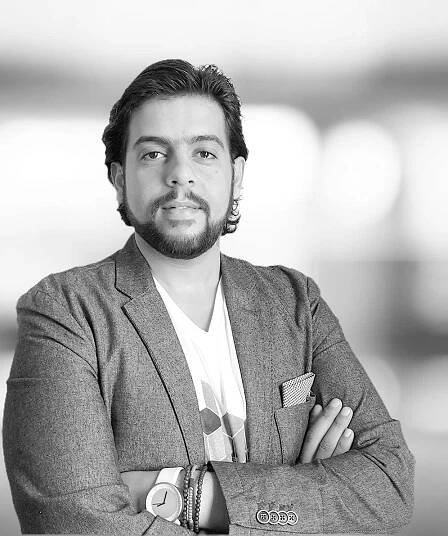 قصتنا - Q3 Architect