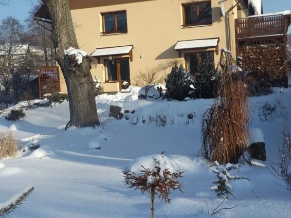 Apartmán u rybníka - privat / apartmán / ubytování v soukromí - Pastviny - Východní-Čechy.info - oficiální turistický portál