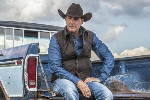 Yellowstone: Kevin Costner a rodina rančerů v novém traileru