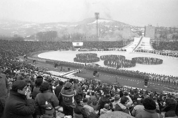 Trosky zimní olympiády v Sarajevu: Socialistická sláva roztála jako padlý sníh
