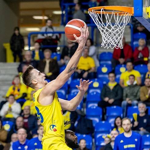 Opava v prvním poločase excelovala, ve druhém ji došly síly