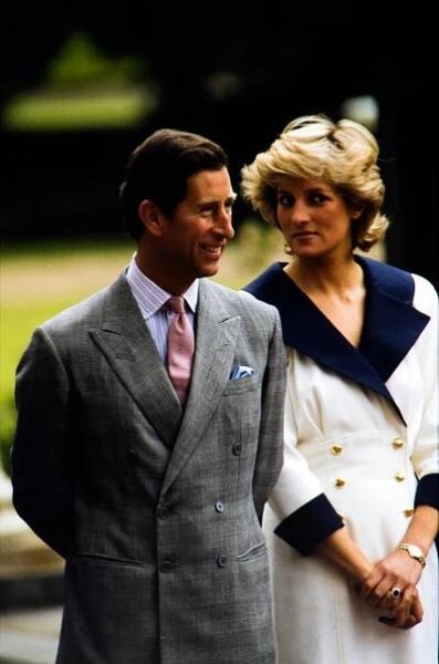Ponížená Diana: Prince Charlese přistihla při nechutné činnosti!