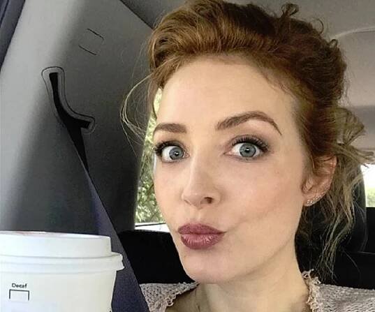 Jennifer Finnigan Biography - Facts, Childhood, Family Life & Achievements