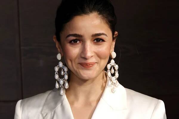 Who Is Alia Bhatt? The Actor Talks Indian Movies, Gal Gadot, Pregnancy Fashion, and the ‘Brahmāstra’ Trilogy
