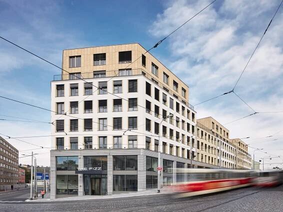 Praha prague student living scaled aspect ratio 0 0 1