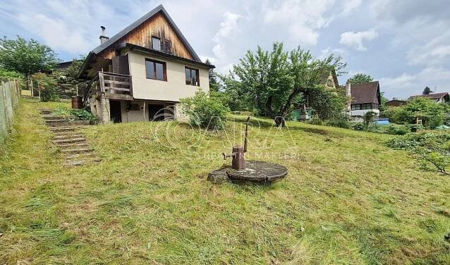 Prodej chaty 2+1, už. plocha 52 m2, Pyšely, pozemek 400 m2, studna | Reality.iDNES.cz 