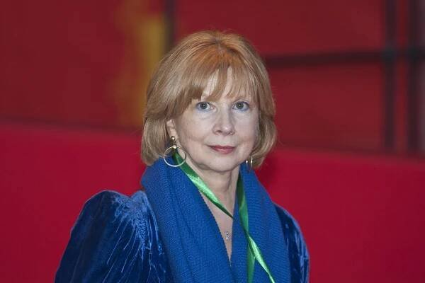 Soubor:Ursela Monn (Berlin Film Festival 2011).jpg – Wikipedie