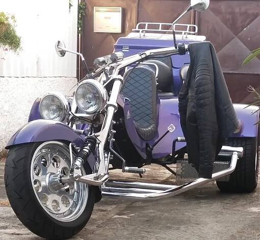 BOOM TRIKES RV.1995 16. WV BROUK