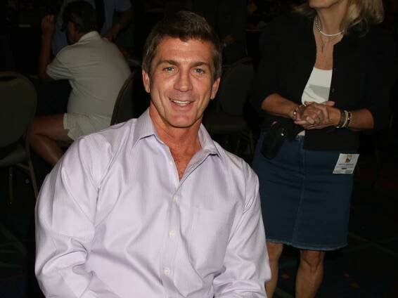 Sully z Doktorky Quinnové je v 63 letech stále fešák. Joe Lando na Instagramu ukázal, že zraje jako víno