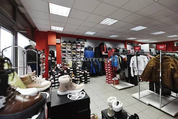 PRONÁJEM OBCHODNÍHO PROSTORU 108 M2 V OC MAXIM STRAKONICE