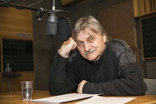 Herec Pavel Soukup: Otce mi nechali zemřít v sanitce před poliklinikou