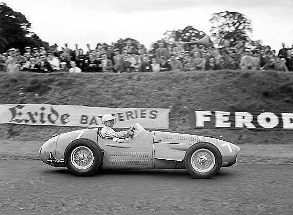 Formule.cz - Legendární Stirling Moss oslavil 88. narozeniny 