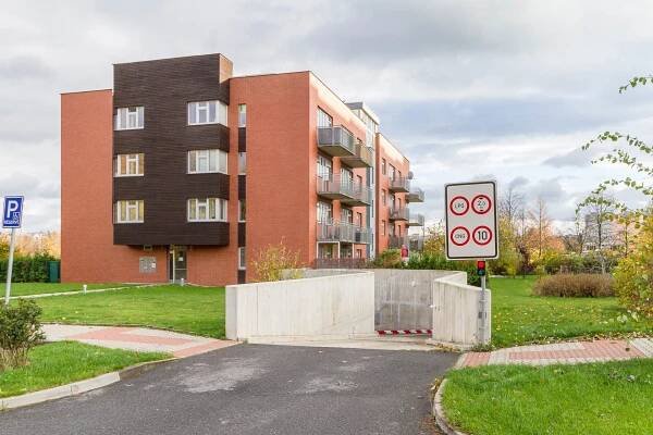 Byt 2+kk, 45 m2, Mírového hnutí, Praha 11 - Háje