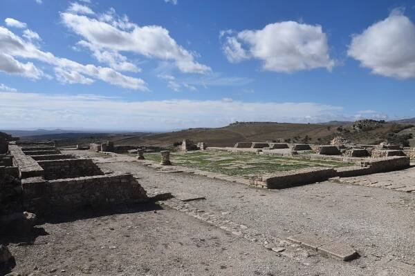 Thugga (Dougga) – following hadrian photography
