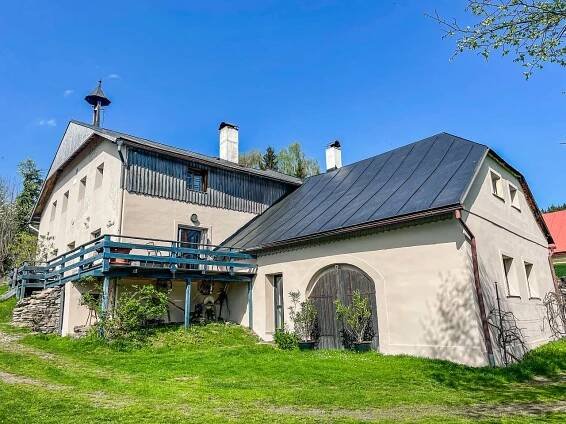 Pohled na Chalupu - apartmán k pronájmu Kašperské hory - Trnov - foto 3