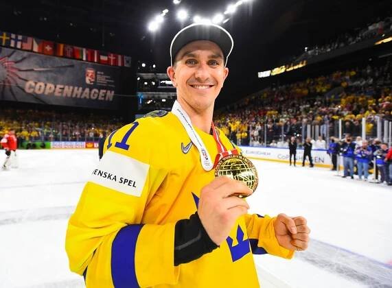 IIHF - Tre Kronor golden again!
