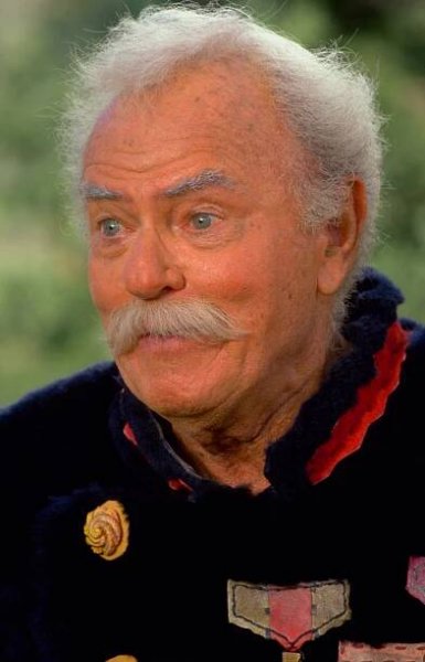 Harvey Korman - Flintstoneovi 2 - Viva Rock Vegas - Z filmu