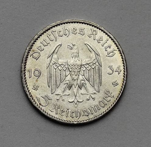 5 Marka 1934 A s kostelem