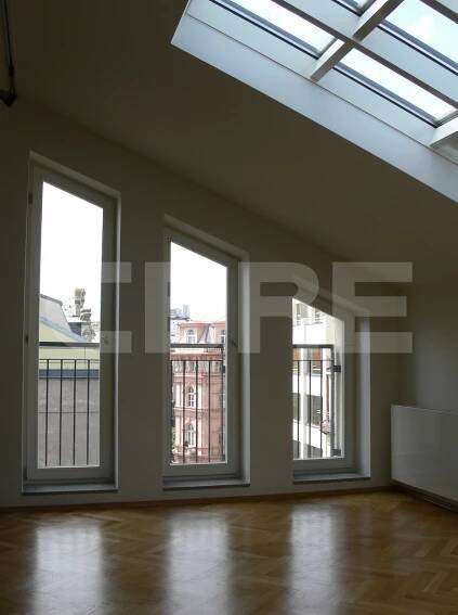 Pronájem kanceláří Ehlenův dům v Praze 1 | CBRE