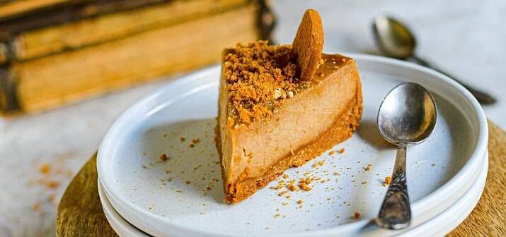 Lotus cheesecake