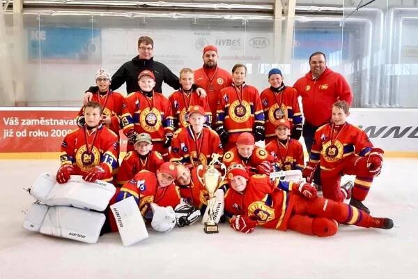 HC Hvězda Praha | 2 zlata ve 2 dnech pro 4. třídu!