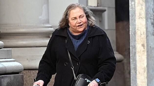 Kathleen Turnerová v New Yorku (1. dubna 2025)