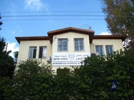 Basmat Tab'un Image