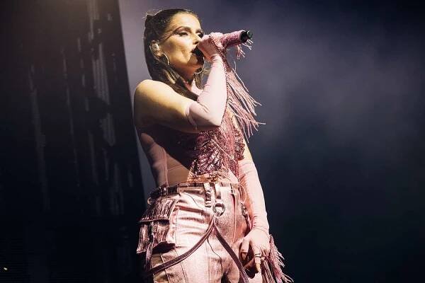 Nelly Furtado Falls and Injures Herself While Joining Dom Dolla at Coachella: 'This Barbie Likes to Rave'
