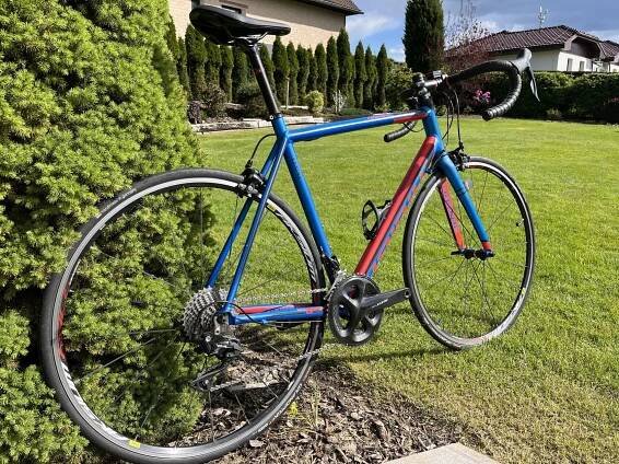 Silnička Haibike – zánovní švihák v top stavu, rok nové komponenty za 13 900 Kč | Cyklobazar.cz