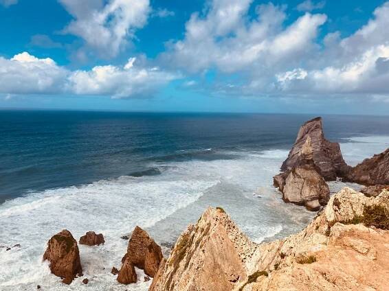 Yooogi soul retreat Ericeira Portugalsko